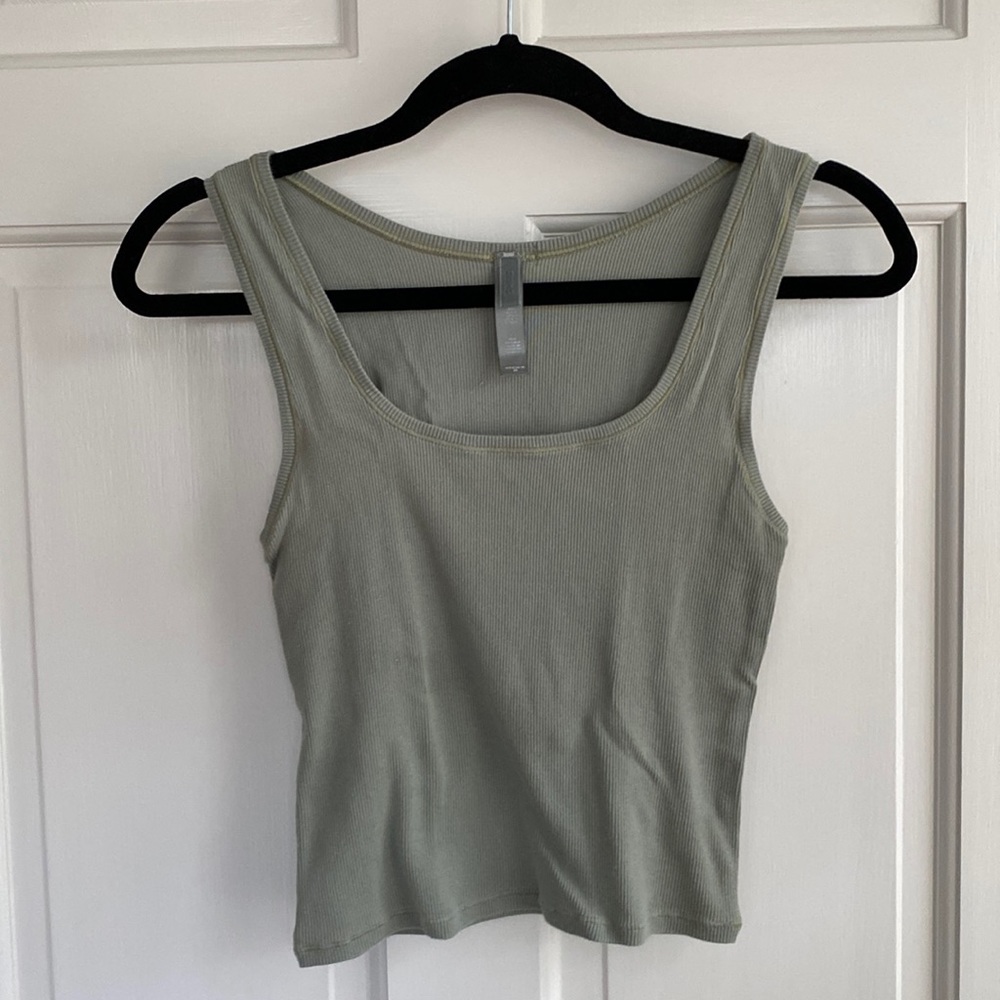 Skims tank